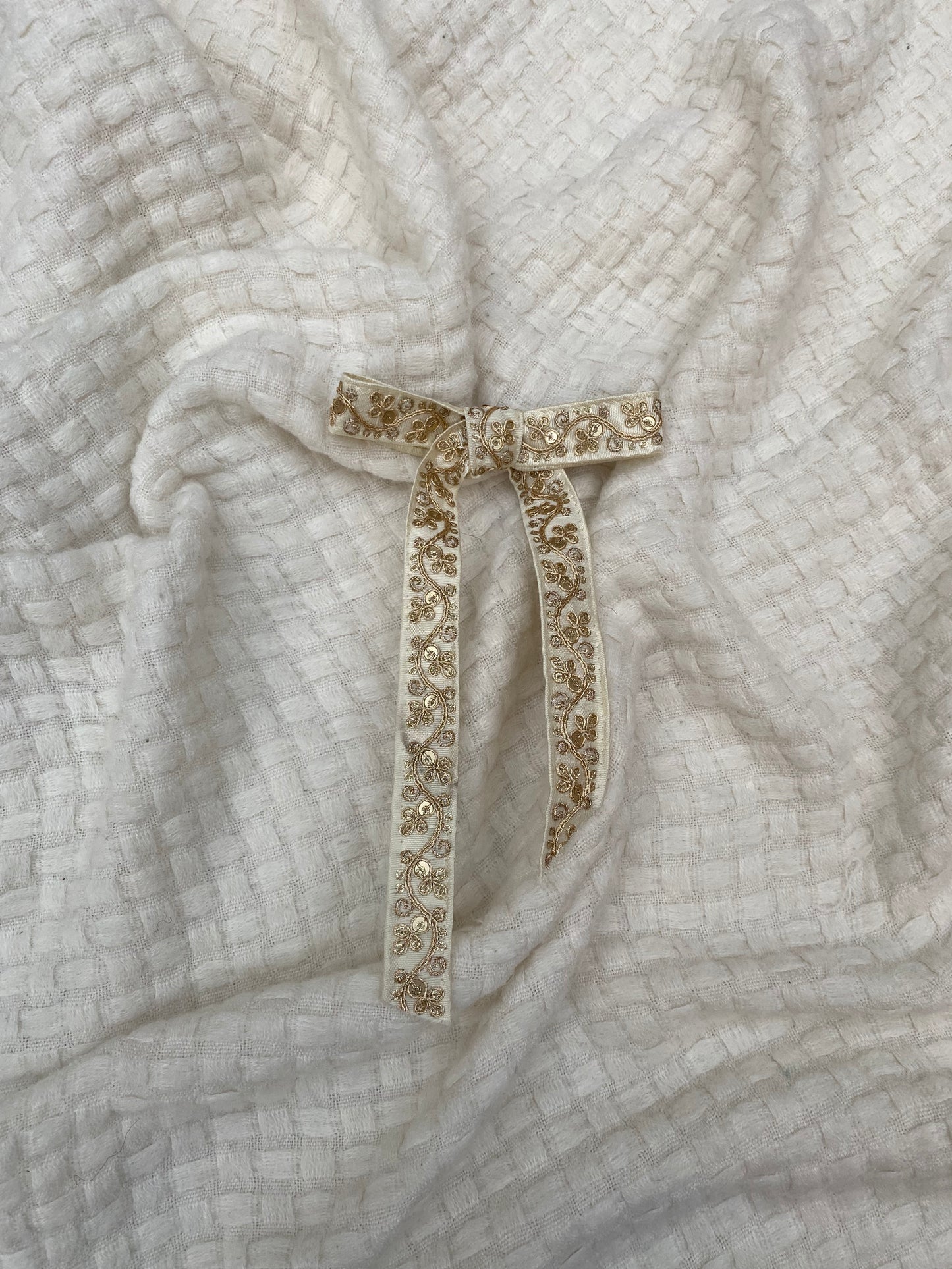 Deepti White Hair Bow