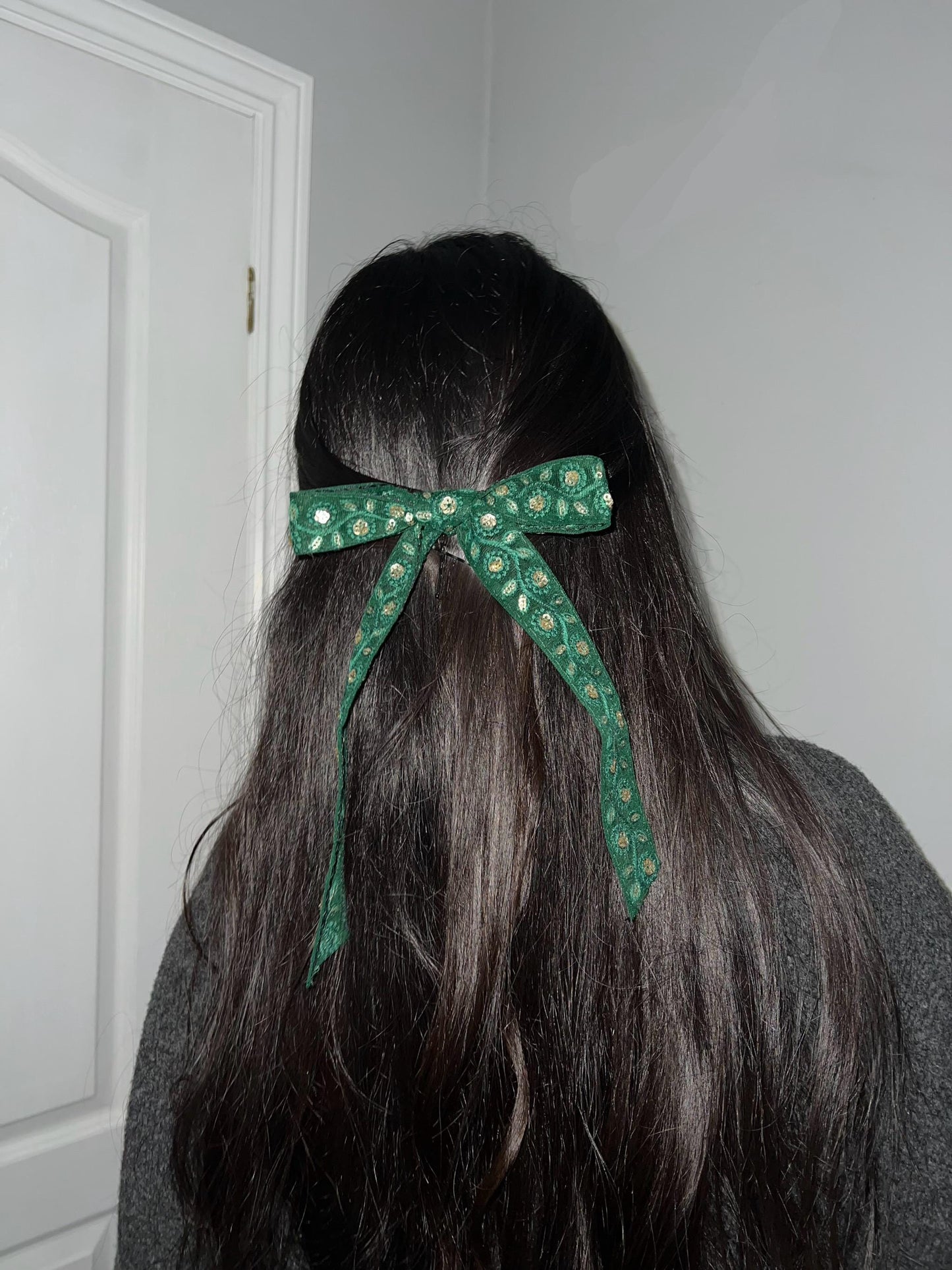 Aishwarya Green Hair Bow